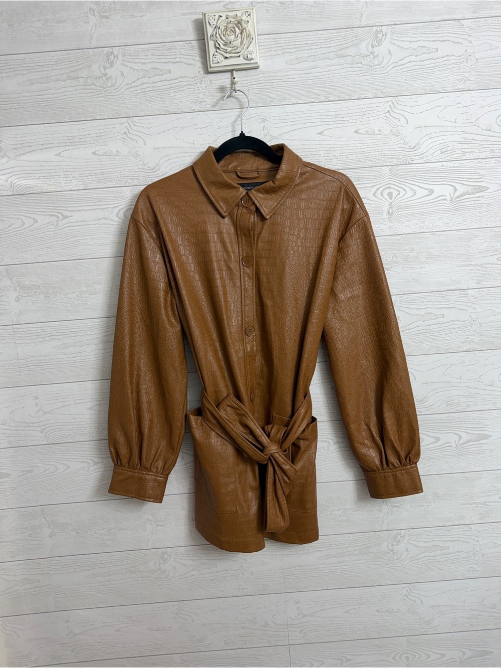Andrew Marc N.Y. Women’s Brown Alligator Faux Leather Midi Jacket. Size M